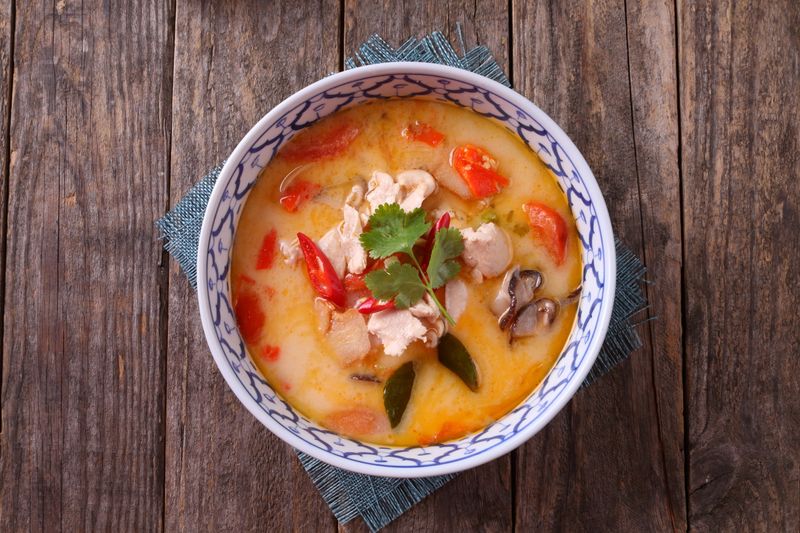 Chopt hearty chicken noodle soup